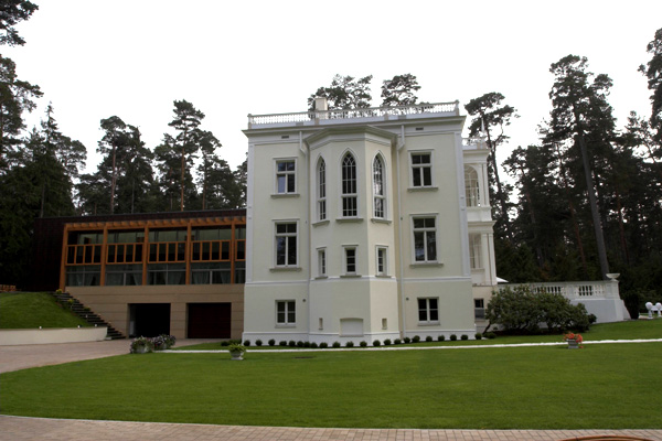 house1b